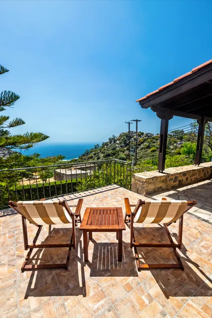 Traditional house with incredible views - Image 1