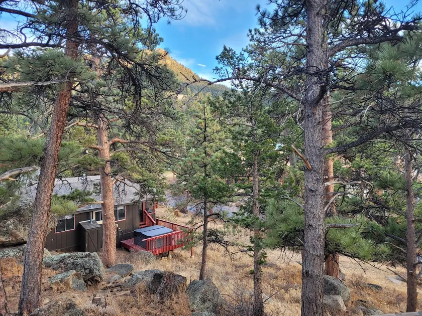 The Den River Cabin w/personal Hot Tub - Image 1