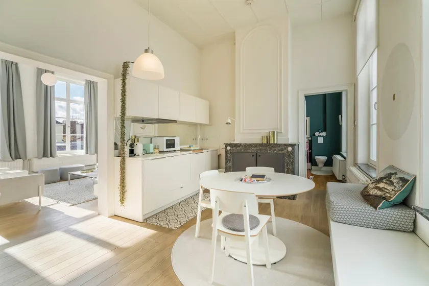 Exclusive: Guest suite on historical Fish Market - Image 1