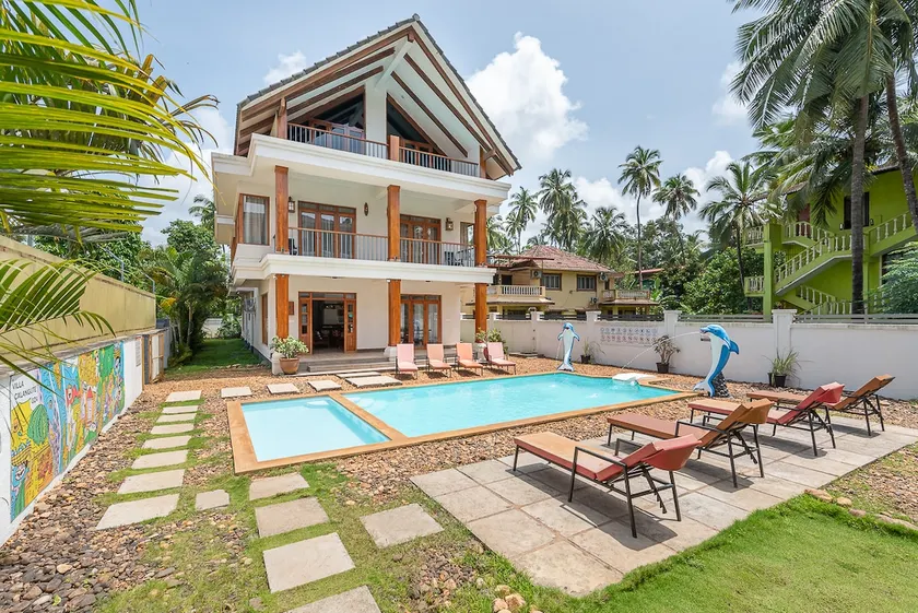 Opulent Bali Style Villa in Goa Phase 11 - Image 1