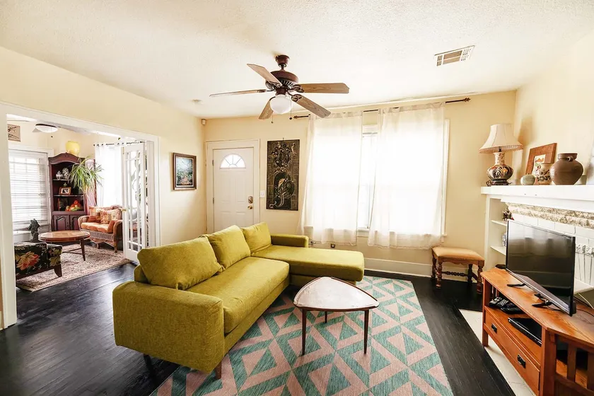 Heart of the Paseo Artist Retreat - Image 1