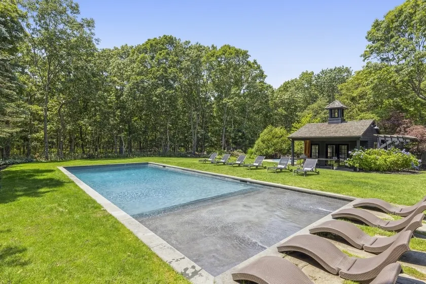 Cottage Chic in Sag Harbor! - Image 1