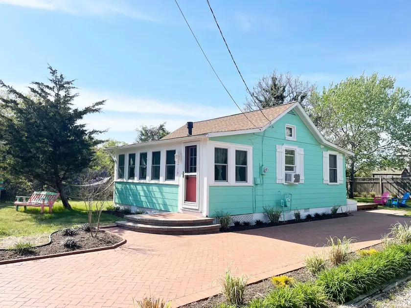 Beachfront Cottage Nestled Behind Dunes Just Steps Away From The Beach. - Image 1
