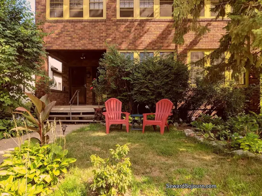 Seward Sojourn - Your Minneapolis Home - Image 1