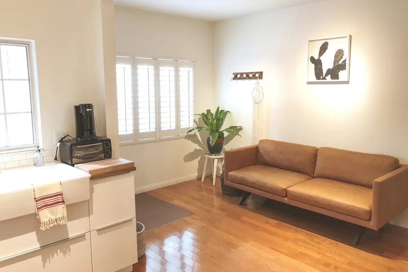 Natural Light Guest Space - Image 1