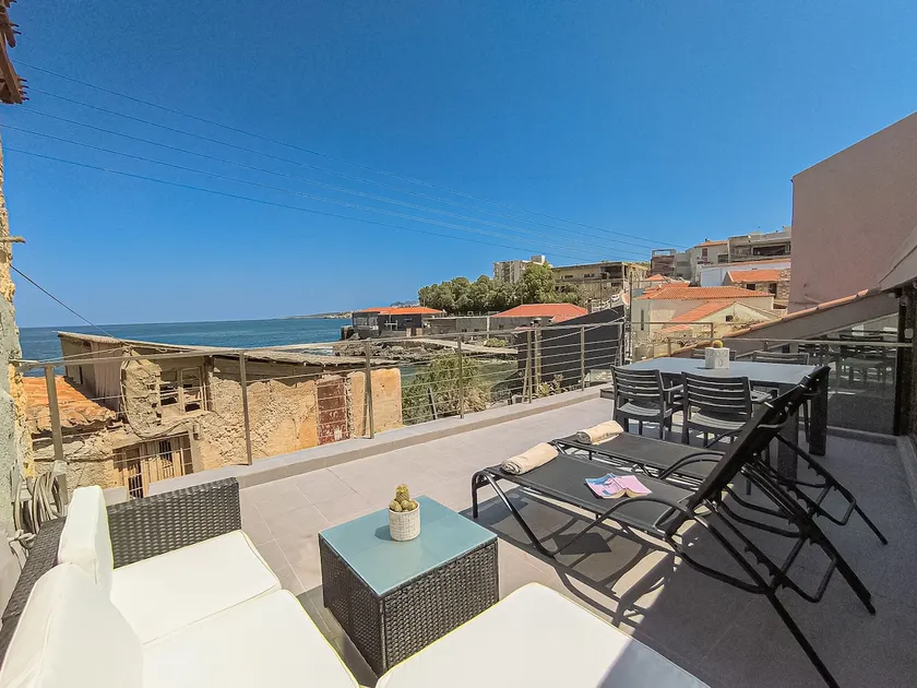 Charming Old Tannery House with Spacious Veranda and Stunning Sea View! - Image 1