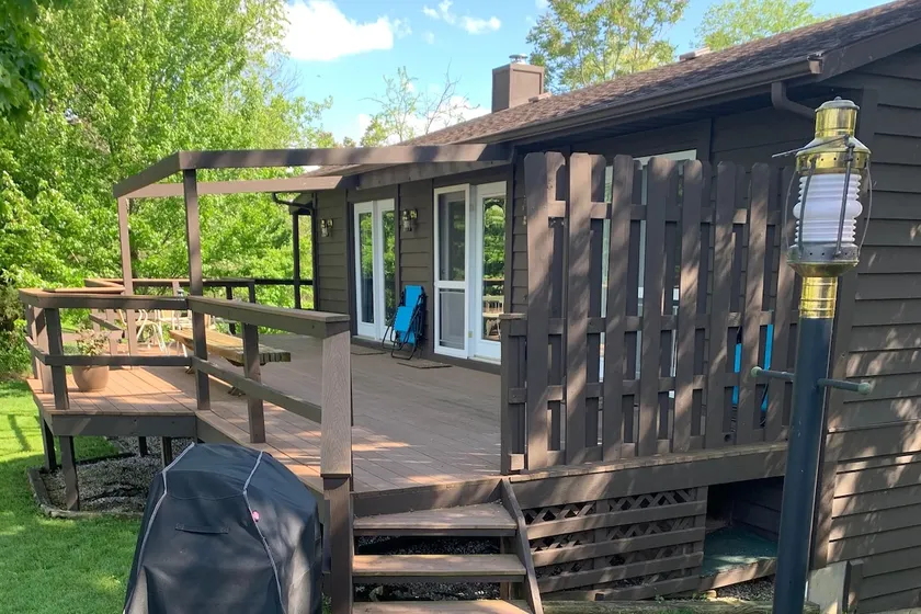 Rocky Top Guesthouse on the River - Image 1