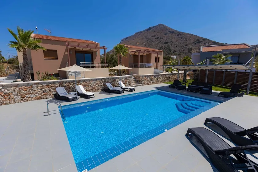 ONE BEDRoom Family House with Pool for up to 4 ! - Image 1