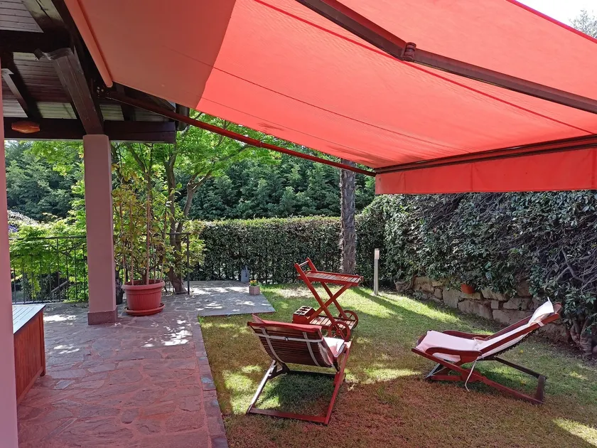 16 km from Stresa, Villa in the hills, Deda maison - Image 1