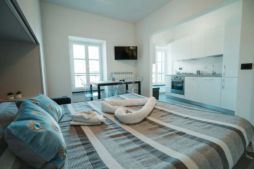 Apartment in the Parco Mandela area of Sestri L. - Image 1