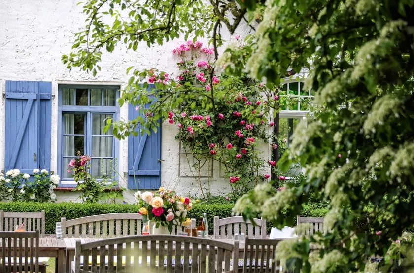 ”Studio” in a painter's country house - Image 1