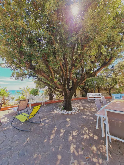 FANTASTISK VILLA GREG PÅ STRANDET SPERLONGA OG TERRACINA - Image 1
