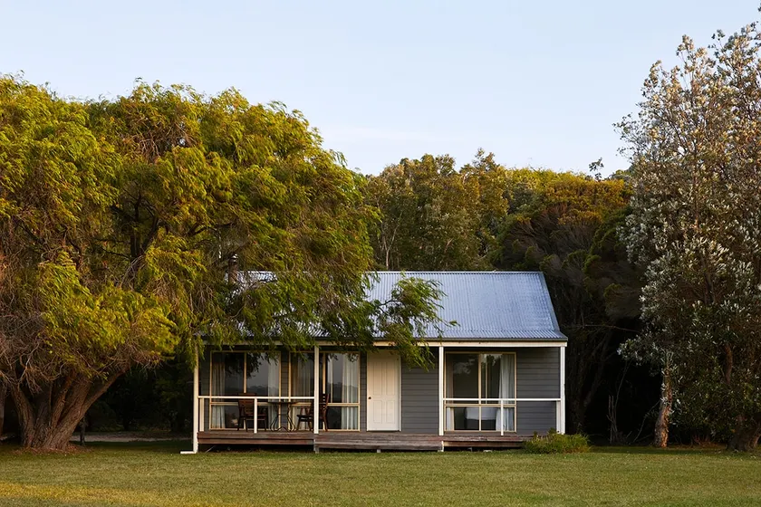 Mystery Bay Cottages - Image 1