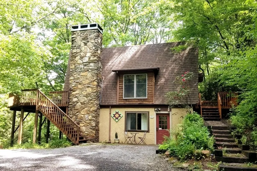 Treetops Lodge - Private Mountain Home in Mt. Mitchell Golf Community - Image 1