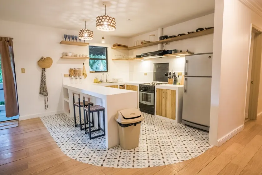 Hillside Nest: Breakfast, Pet-Friendly, Disney+! - Image 1