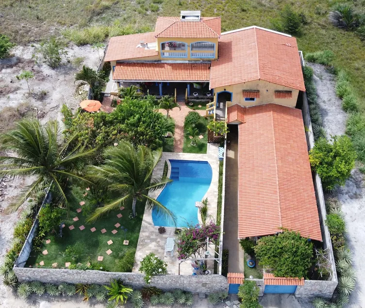 Large House for Leisure and Rest - Image 1