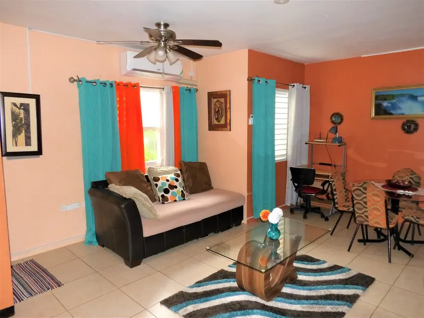 Your Cozy Comfy & Safe 2 Bedroom Apartment - Image 1