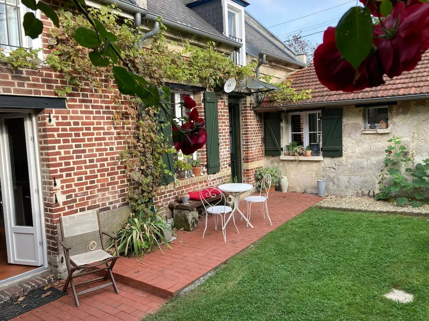 ”Country house” feel - Rouge Factory - Image 1