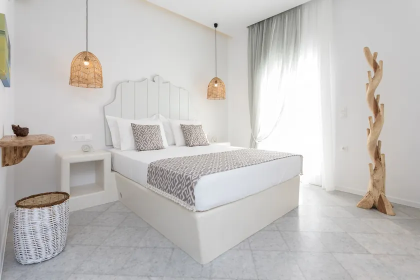 Self-catering, Grand Deluxe Suite, Private Terrace and an outdoorJaccuzi - Image 1