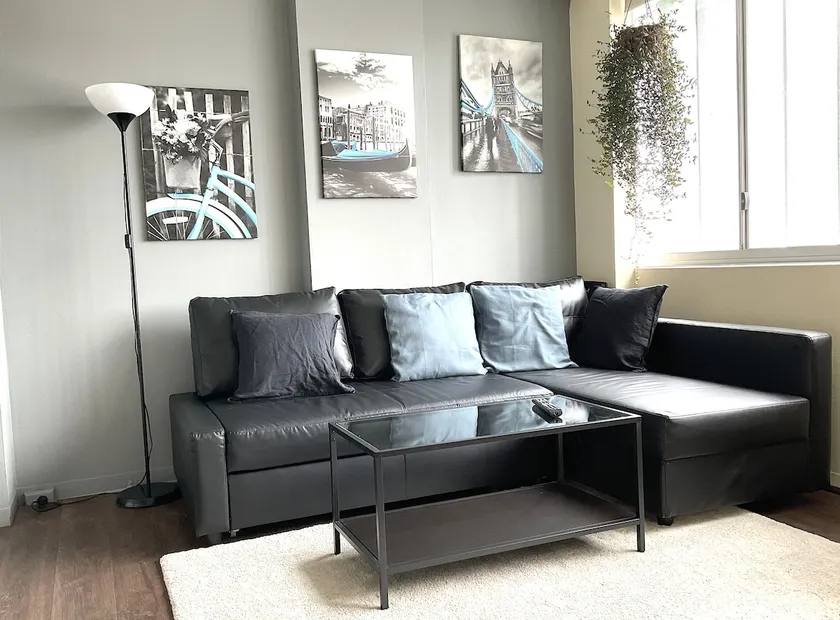 Bright 1 Bedroom unit in the heart of Manly - Image 1