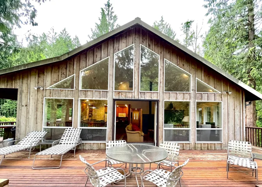 Cabin Overlooking The Lewis River - Image 1