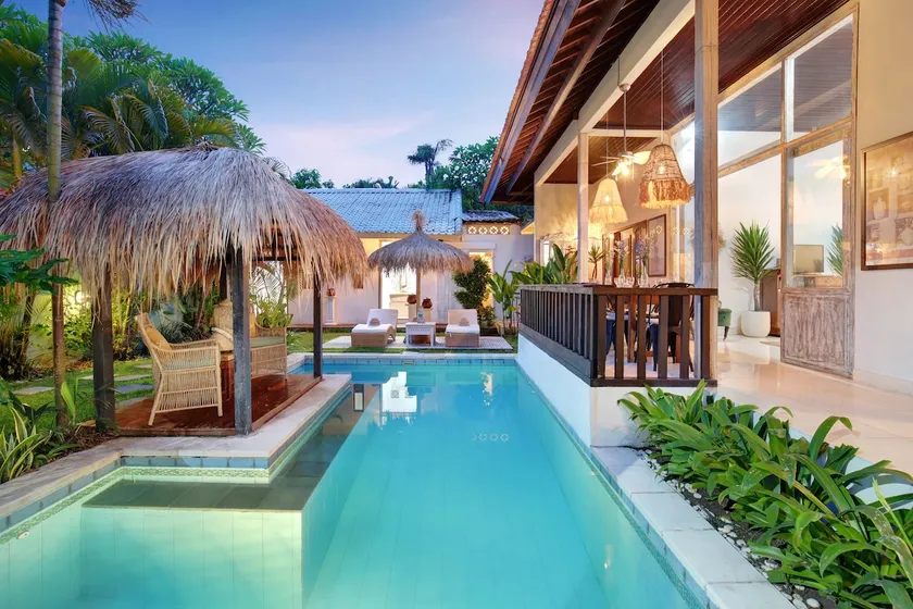 Seminyak Beach Seagrass Villa 4BR - pool & staff - Image 1
