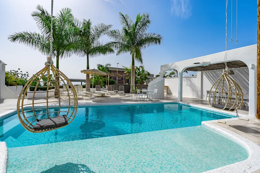 villa 8 bedroom” instant holiday feeling” - Image 1