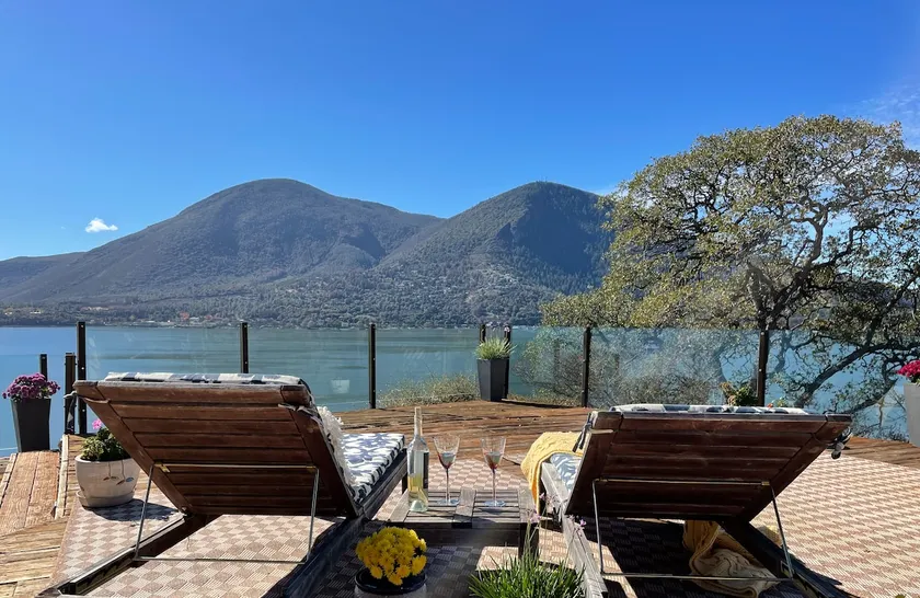 Breathtaking Views, Extreme Privacy, and You! - Image 1