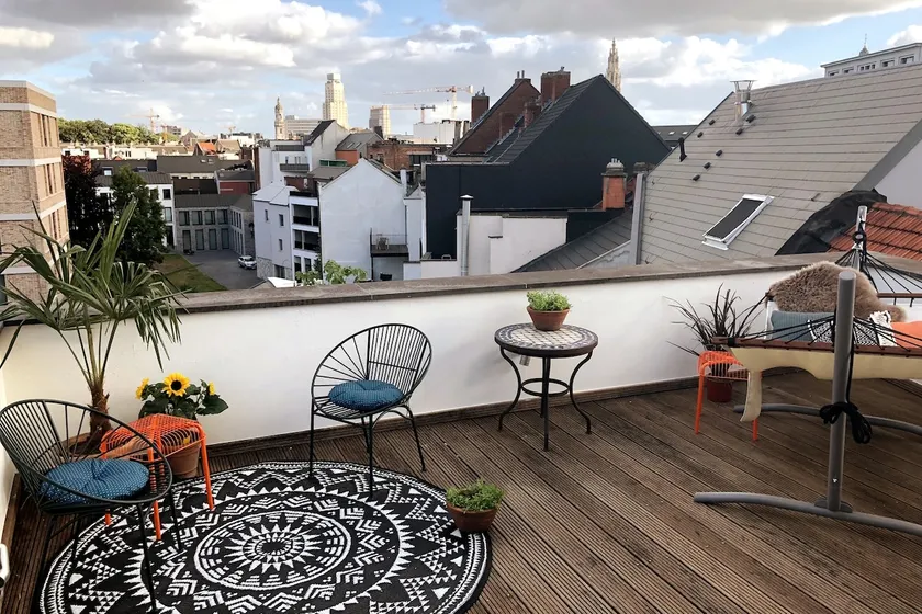 Cozy & Spacious Duplex with an Amazing Terrace - Image 1