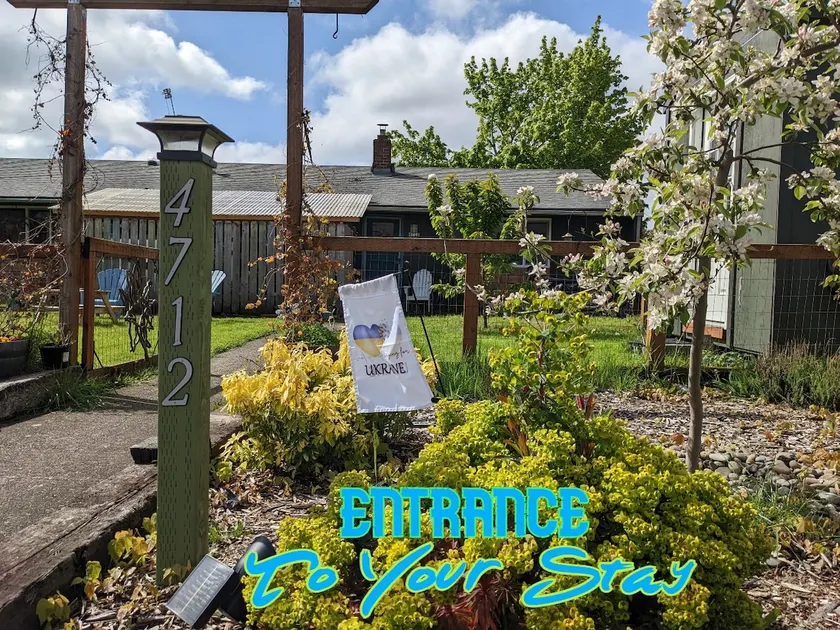 Central Salem* Hazelnut Home *2 king beds Private! - Image 1