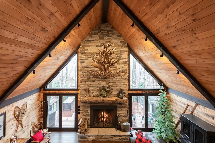 Cozy Cabin | Near Idlewild | Book Your 2026 Stay - Image 1