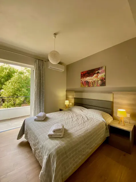 Eirini & Manolis Apartments - Image 1