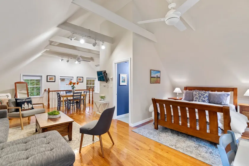 Private Carriage House near Newton Center and BC - Image 1