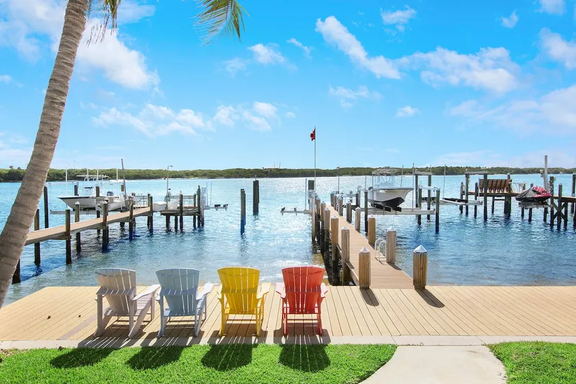 Beautiful Waterfront Intercoastal Home - Image 1