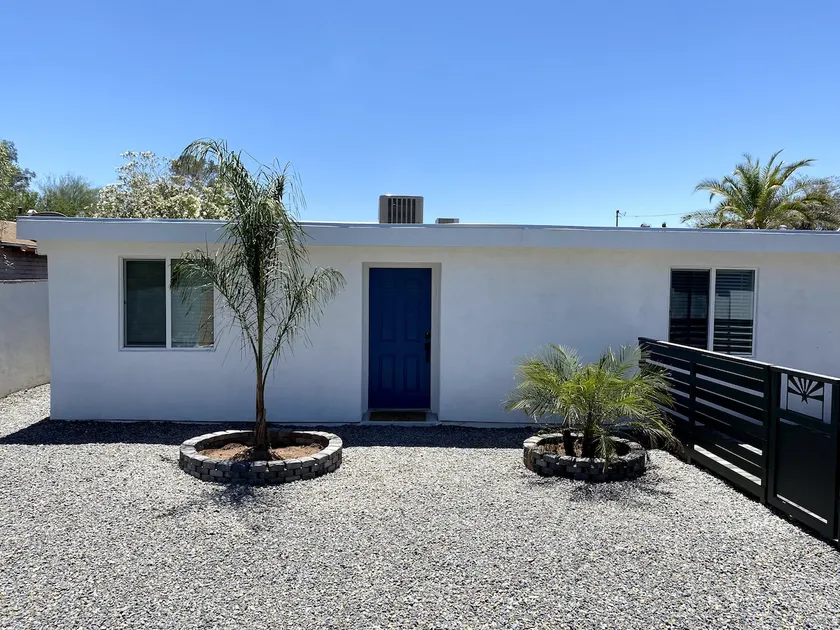 Newly Updated | 2 BR 1 BA | Sam Hughes | U of A - Image 1
