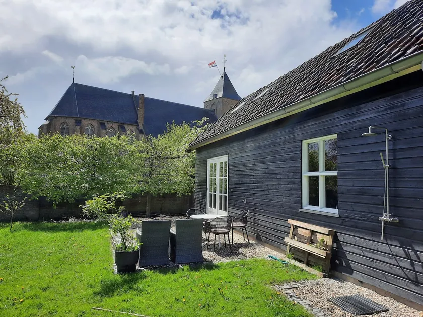 Romantic guesthouse + sauna - Image 1