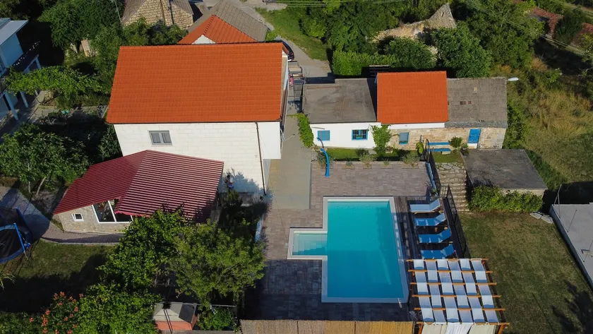 Dalmatian country cottage - Image 1
