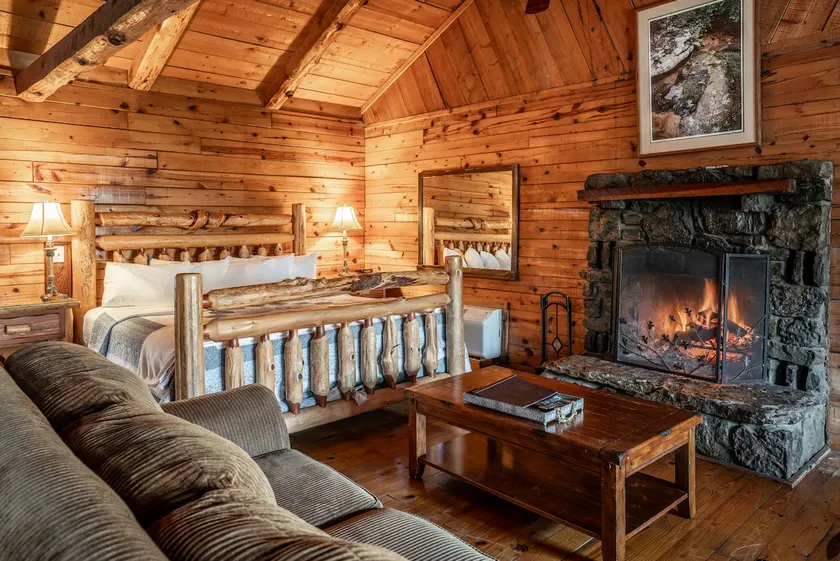 Valley Secret Cabin - Image 1