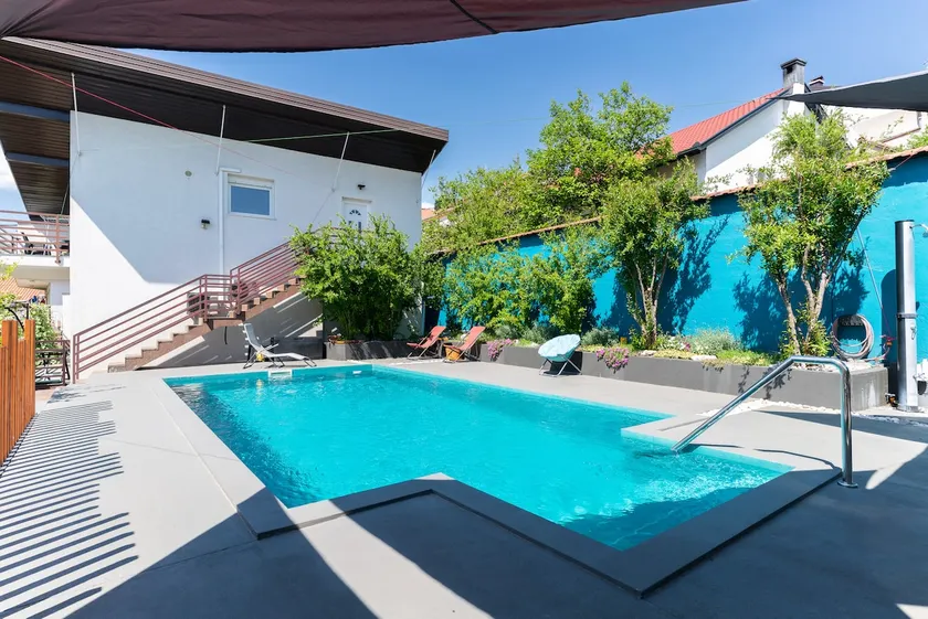 Pure Sky Apartments - with pool - Image 1