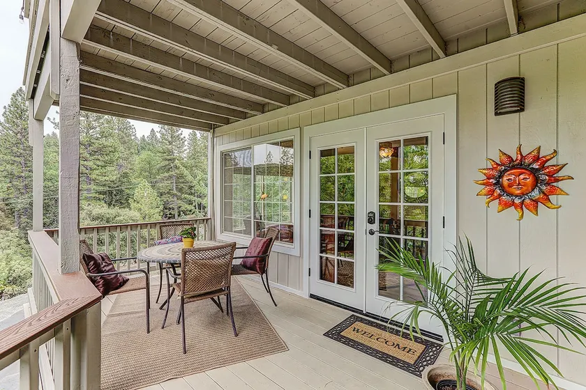 Nevada City Guest Suite - Image 1