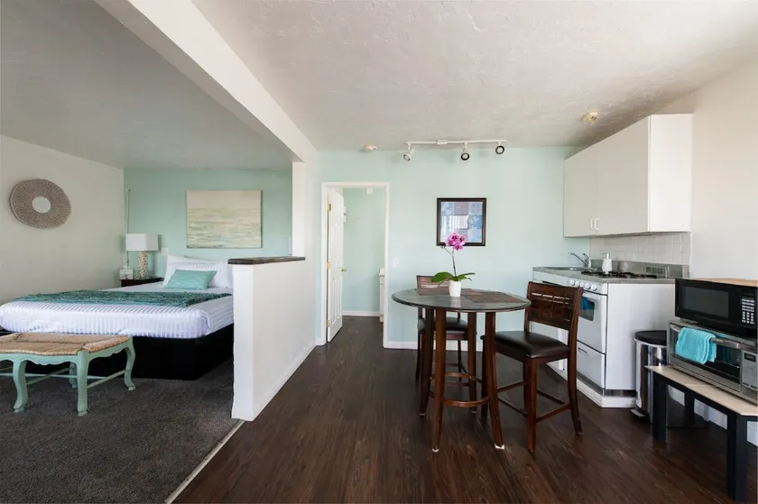 Ocean View Suite w/ Private Patio - Image 1