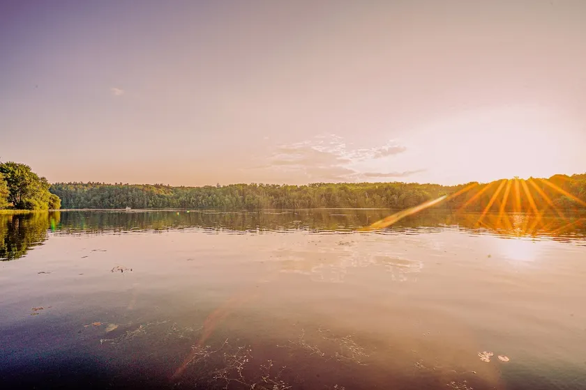 Eagle Waterfront Cottage—Menominee River - Image 1