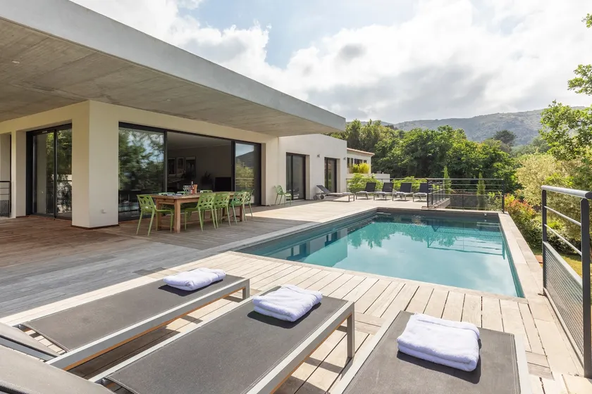 ARCHITECT HOUSE. - Image 1
