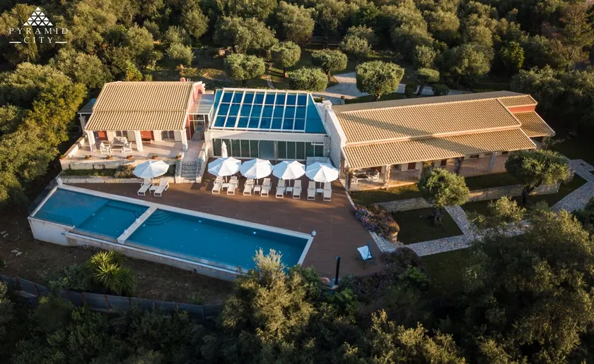Luxury Villa Aphrodite - Image 1