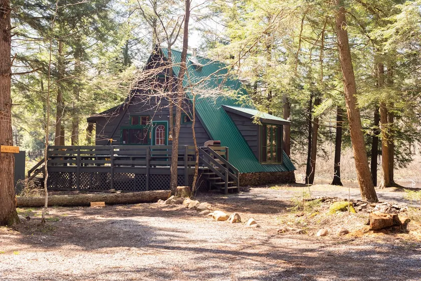 Riverside Cabin & Nature Trails - Image 1