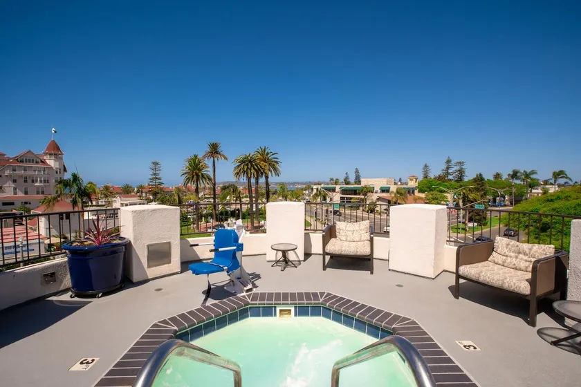 One Bedroom Condo at Coronado Beach Resort - Image 1