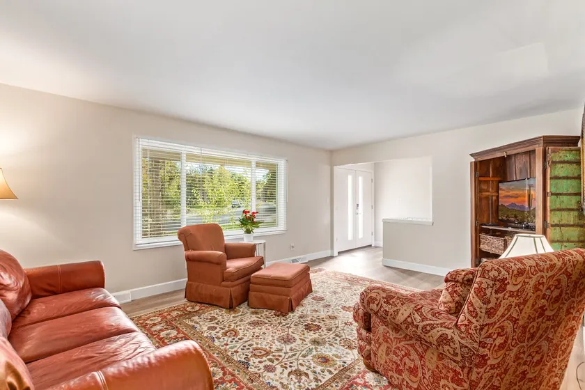 🍒Cherry Knolls Charmer! 3 King Beds! 🍒 - Image 1