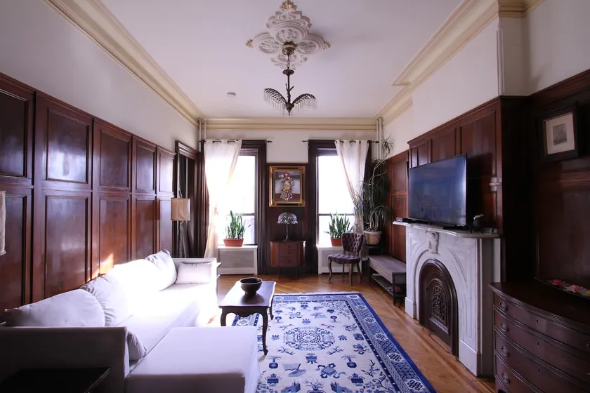 Victorian Brownstone Private 1BR, 15 minute to NYC - Image 1