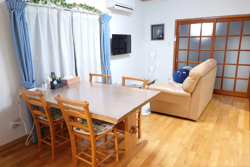 One house rental,Free airport pick up and drop off - Image 1