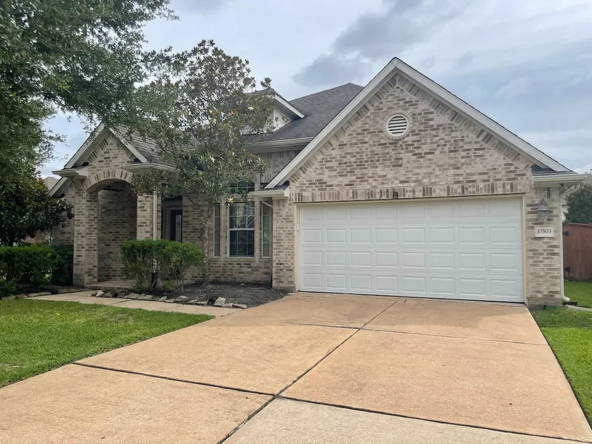 Quaint and Quiet home in Spring, Texas - Image 1